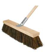 Strassenbesen Piassava mit Stiel und Halter